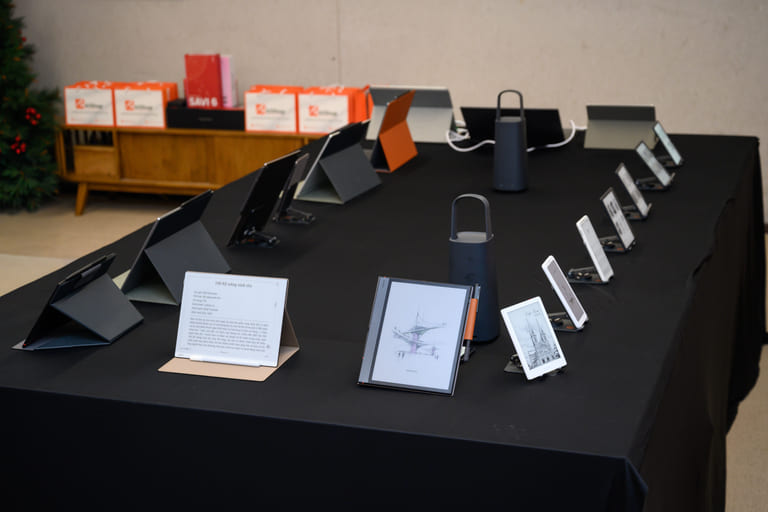 Quick comparison of Android e-readers in 2025