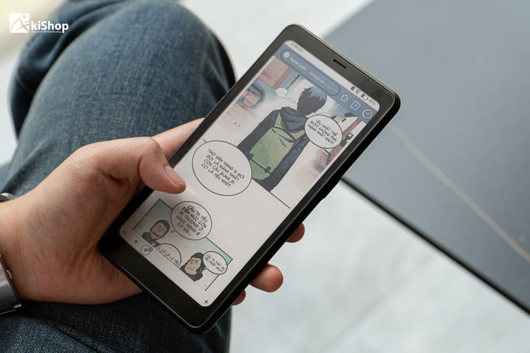 Máy đọc sách nhỏ gọn trong lòng bàn tay với màn hình E-Ink hạn chế ánh sáng xanh