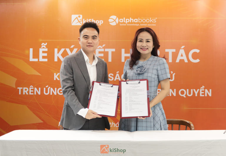 Akishop hợp tác cùng nhà xuất bản Alphabooks