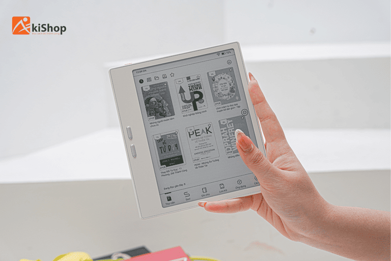 Savi 7 sử dụng tấm nền E-Ink Carta 1300 cùng mật độ điểm ảnh 300 dpi