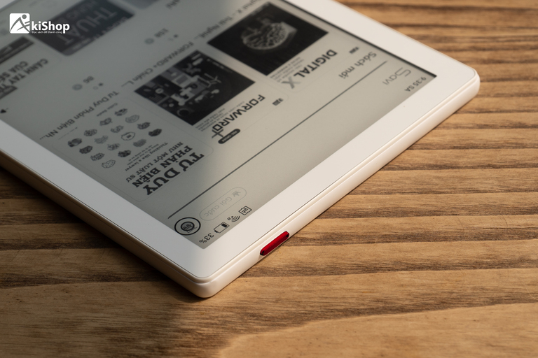 Nút nguồn màu đỏ trên Savi 6