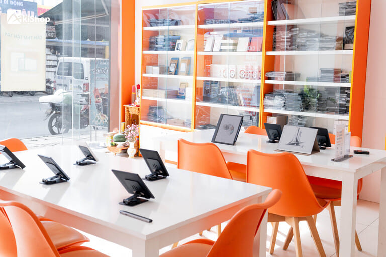 Akishop - Địa chỉ được nhiều người lựa chọn mua máy đọc sách