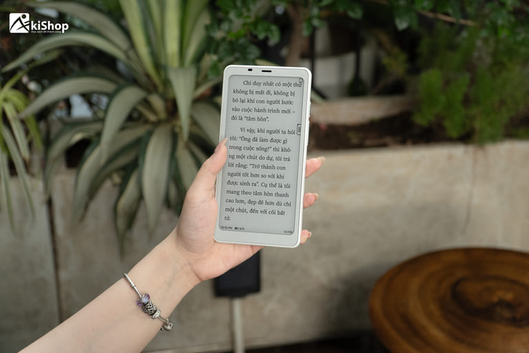 Đọc ebook trên máy đọc sách không gây hại mắt