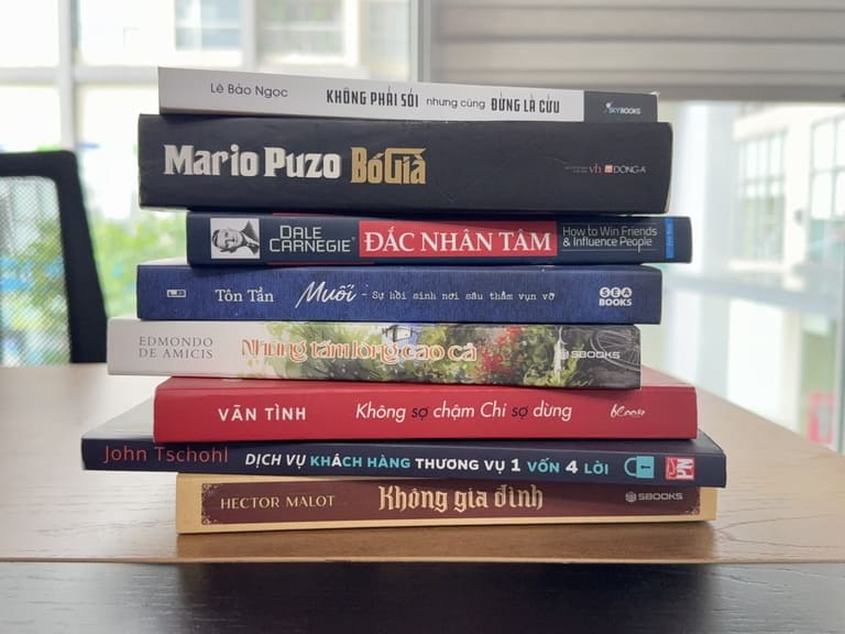 Sách giấy song hành cùng sách điện tử